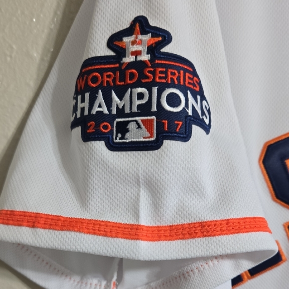 2017 Houston Astros #27 Altuve Jersey - Picture 4 of 6